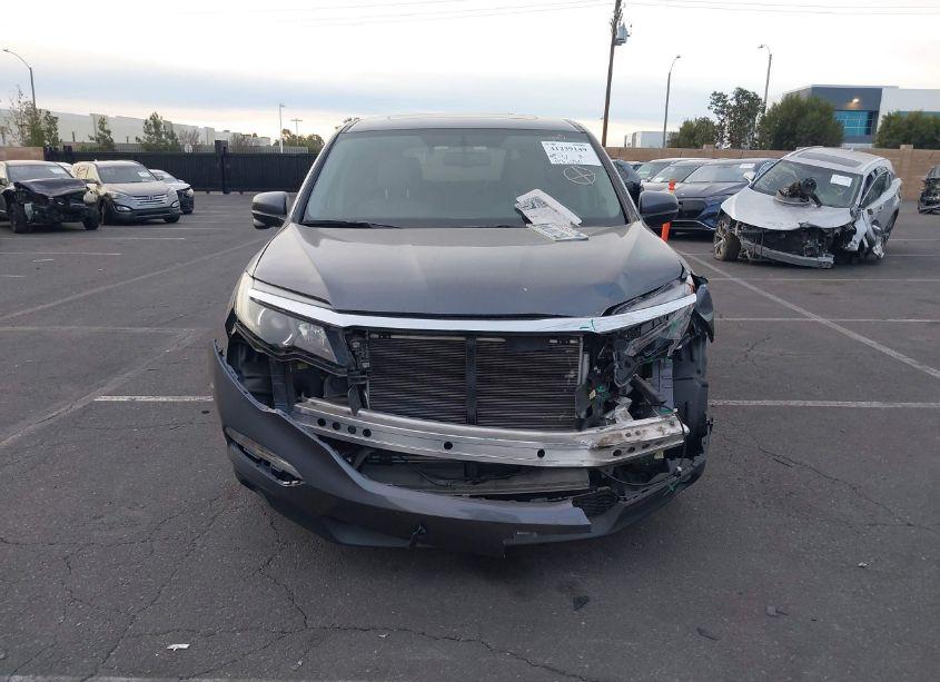 Photo 13 of 2018 Honda Pilot EX-L (VIN 5FNYF5H55JB022819)