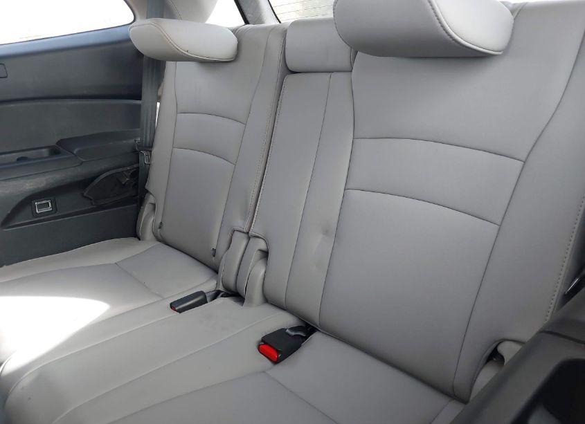 Photo 18 of 2018 Honda Pilot EX-L (VIN 5FNYF5H55JB022819)