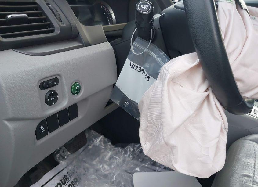 Photo 19 of 2018 Honda Pilot EX-L (VIN 5FNYF5H55JB022819)