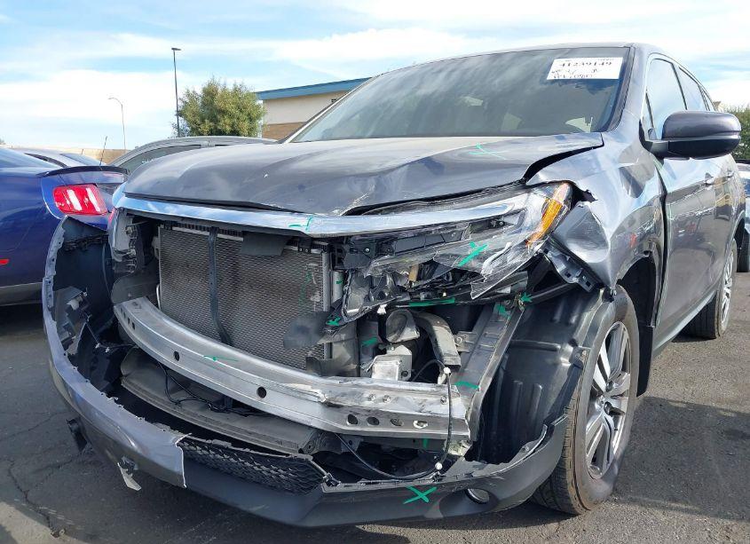 Photo 6 of 2018 Honda Pilot EX-L (VIN 5FNYF5H55JB022819)