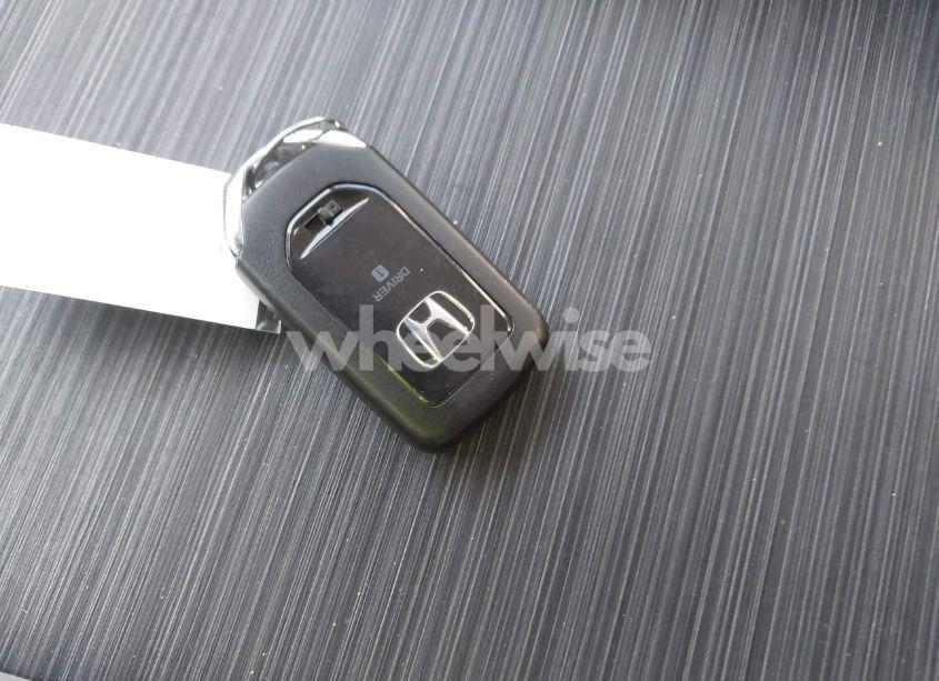 Photo 11 of 2018 Honda Pilot EX-L (VIN 5FNYF5H55JB027955)