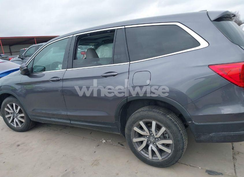 Photo 15 of 2022 Honda Pilot 2WD EX-L (VIN 5FNYF5H55NB000986)