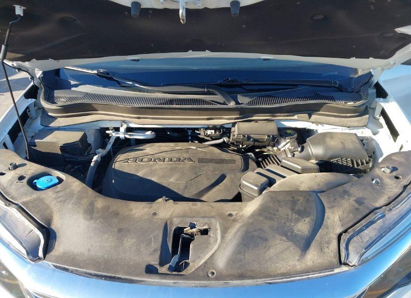 Photo 10 of 2022 Honda Pilot 2WD EX-L (VIN 5FNYF5H55NB009641)