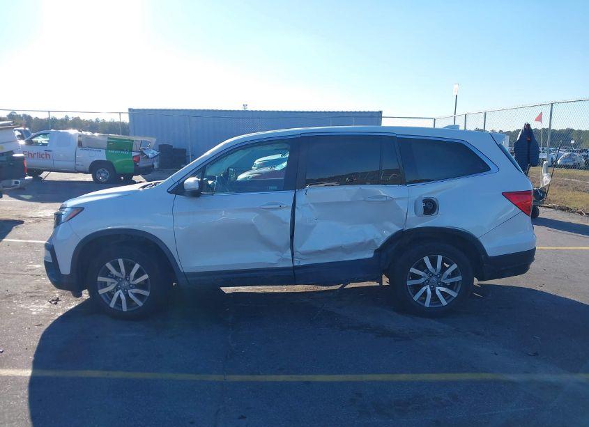 Photo 13 of 2022 Honda Pilot 2WD EX-L (VIN 5FNYF5H55NB009641)