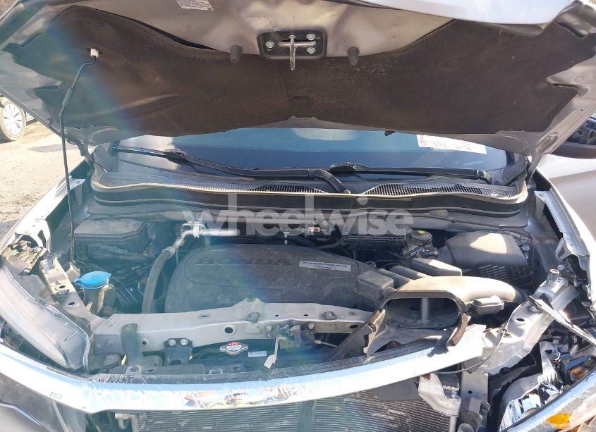 Photo 10 of 2018 Honda Pilot EX-L (VIN 5FNYF5H56JB000683)