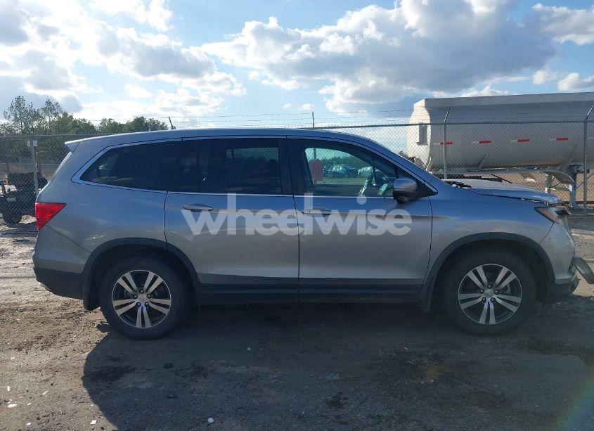 Photo 13 of 2018 Honda Pilot EX-L (VIN 5FNYF5H56JB000683)