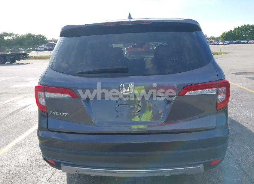 Photo 16 of 2021 Honda Pilot 2WD EX-L (VIN 5FNYF5H56MB011624)