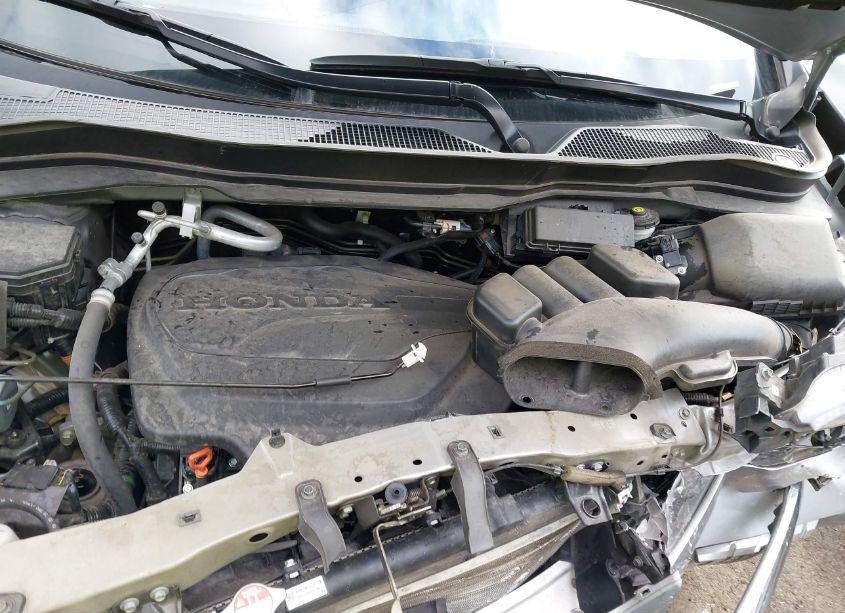 Photo 10 of 2021 Honda Pilot 2WD EX-L (VIN 5FNYF5H56MB043201)