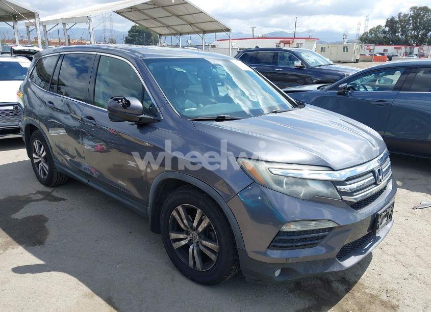 2017 Honda Pilot EX-L (VIN 5FNYF5H57HB005353) main photo