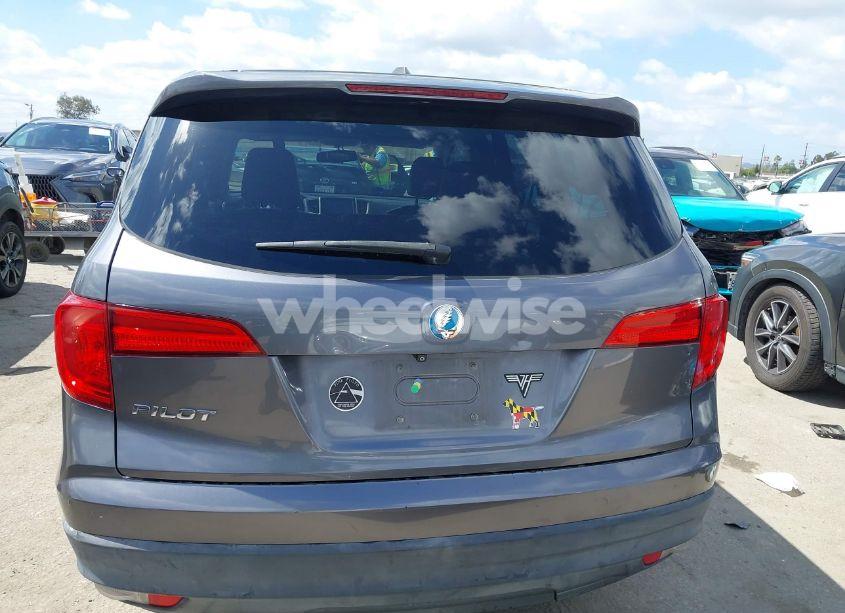 Photo 17 of 2017 Honda Pilot EX-L (VIN 5FNYF5H57HB005353)