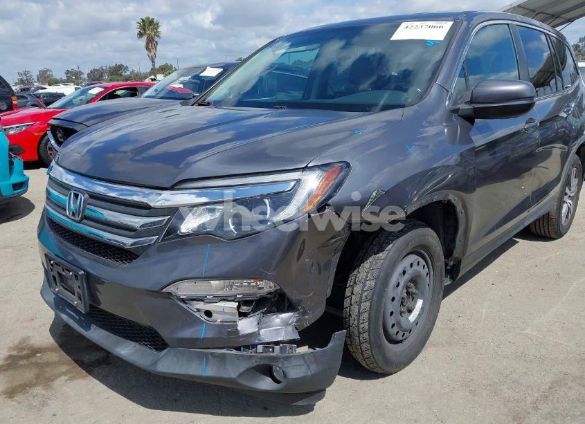 Photo 6 of 2017 Honda Pilot EX-L (VIN 5FNYF5H57HB005353)