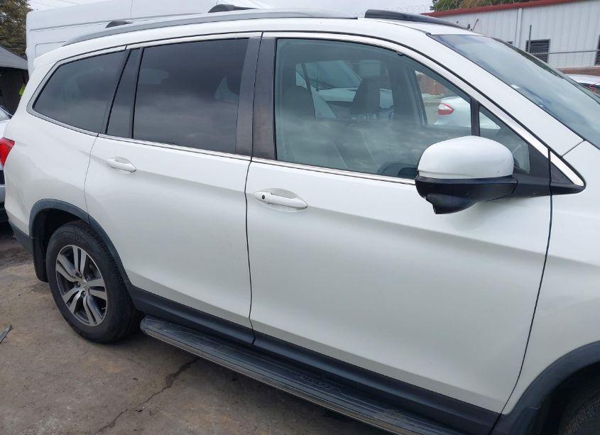 Photo 14 of 2017 Honda Pilot EX-L (VIN 5FNYF5H57HB023528)