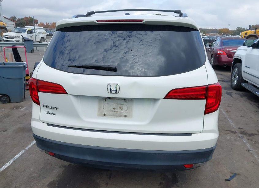 Photo 17 of 2017 Honda Pilot EX-L (VIN 5FNYF5H57HB023528)