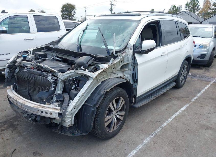 Photo 2 of 2017 Honda Pilot EX-L (VIN 5FNYF5H57HB023528)