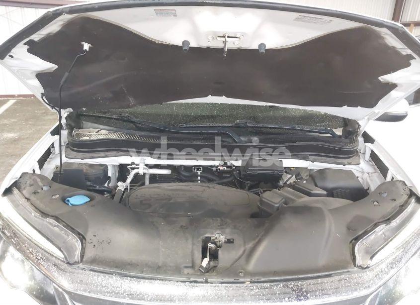 Photo 10 of 2021 Honda Pilot 2WD EX-L (VIN 5FNYF5H57MB022843)