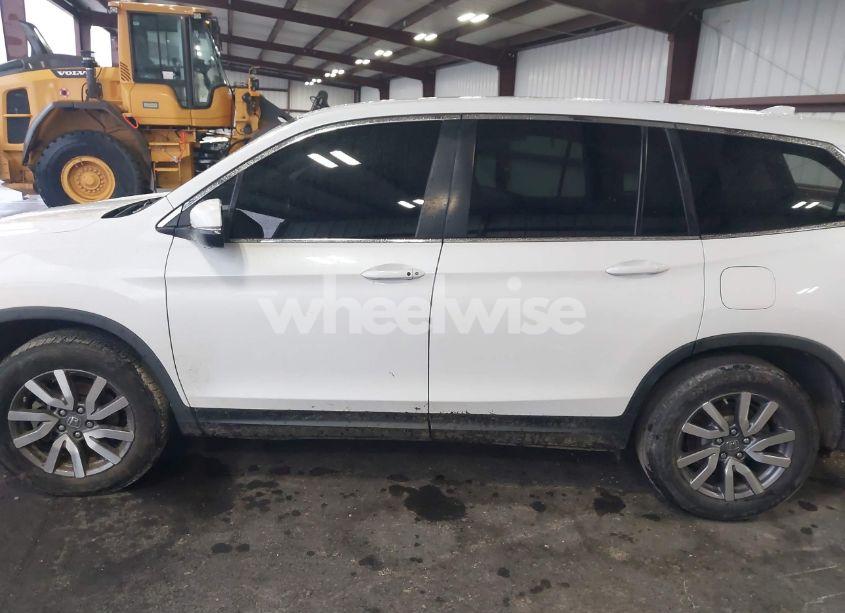 Photo 14 of 2021 Honda Pilot 2WD EX-L (VIN 5FNYF5H57MB022843)