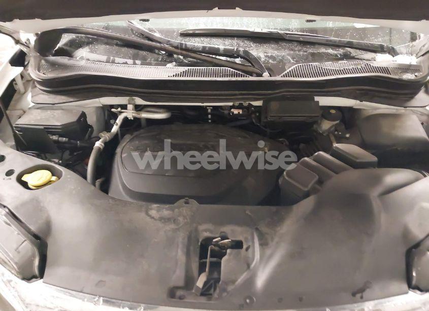 Photo 10 of 2021 Honda Pilot 2WD EX-L (VIN 5FNYF5H57MB040081)