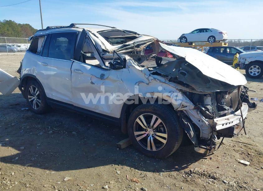 2016 Honda Pilot EX-L (VIN 5FNYF5H58GB030518) main photo