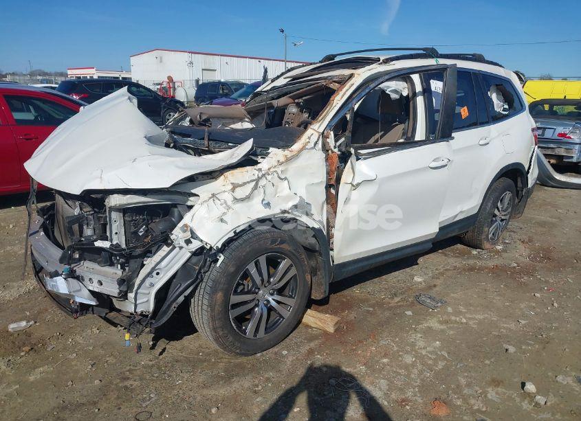 Photo 2 of 2016 Honda Pilot EX-L (VIN 5FNYF5H58GB030518)