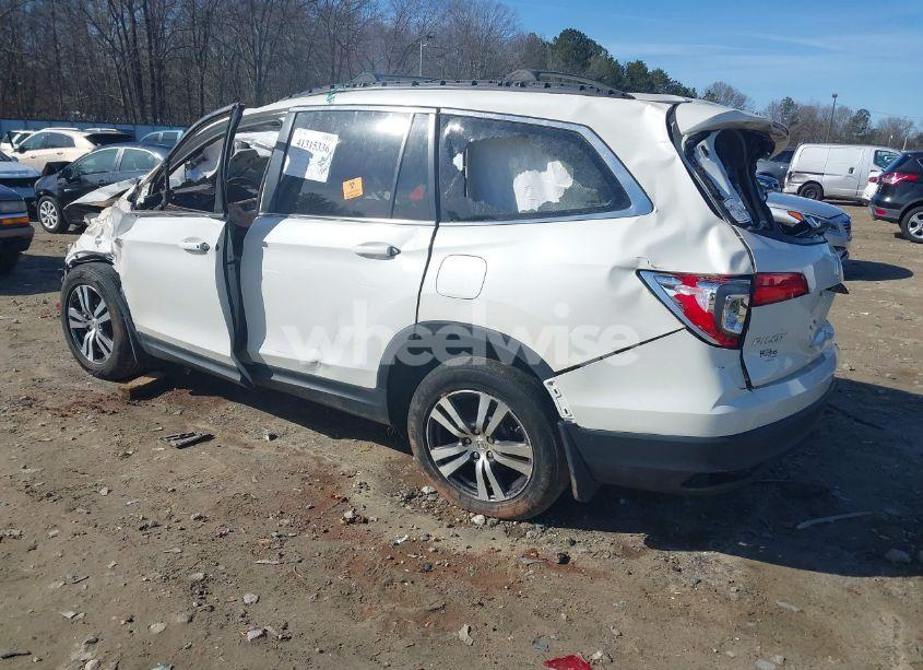Photo 3 of 2016 Honda Pilot EX-L (VIN 5FNYF5H58GB030518)
