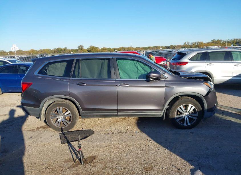 Photo 13 of 2017 Honda Pilot EX-L (VIN 5FNYF5H58HB008987)