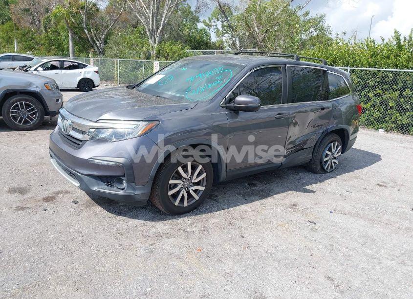 Photo 2 of 2019 Honda Pilot EX-L (VIN 5FNYF5H58KB045870)