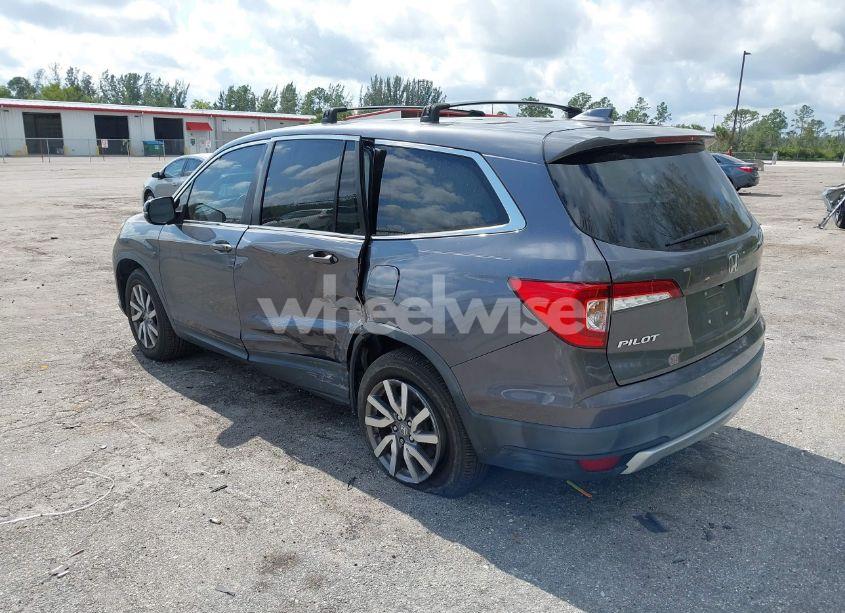 Photo 3 of 2019 Honda Pilot EX-L (VIN 5FNYF5H58KB045870)