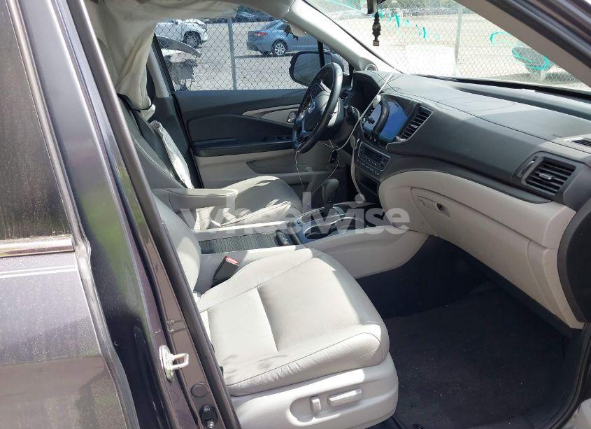 Photo 5 of 2019 Honda Pilot EX-L (VIN 5FNYF5H58KB045870)