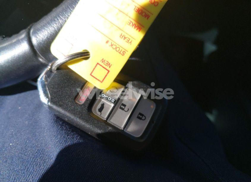 Photo 11 of 2016 Honda Pilot EX-L (VIN 5FNYF5H59GB005482)