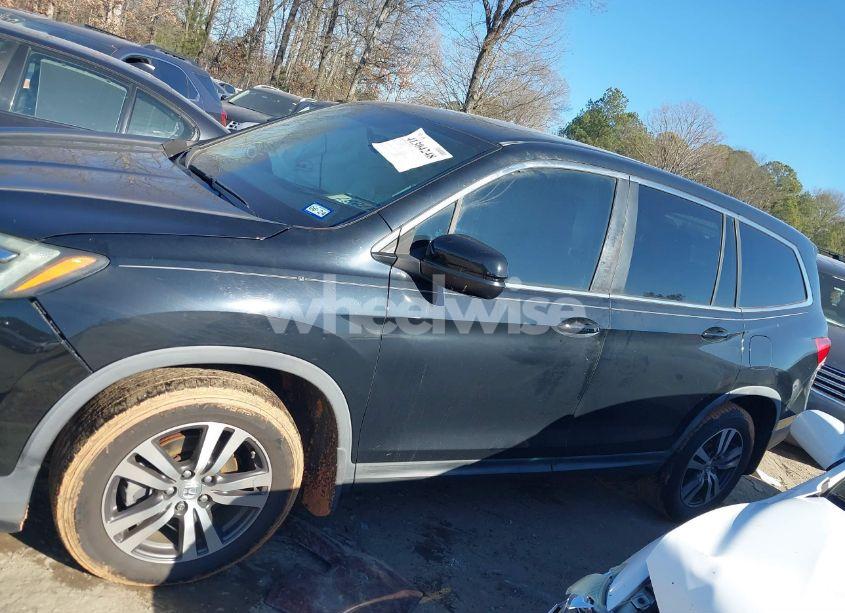 Photo 15 of 2016 Honda Pilot EX-L (VIN 5FNYF5H59GB005482)