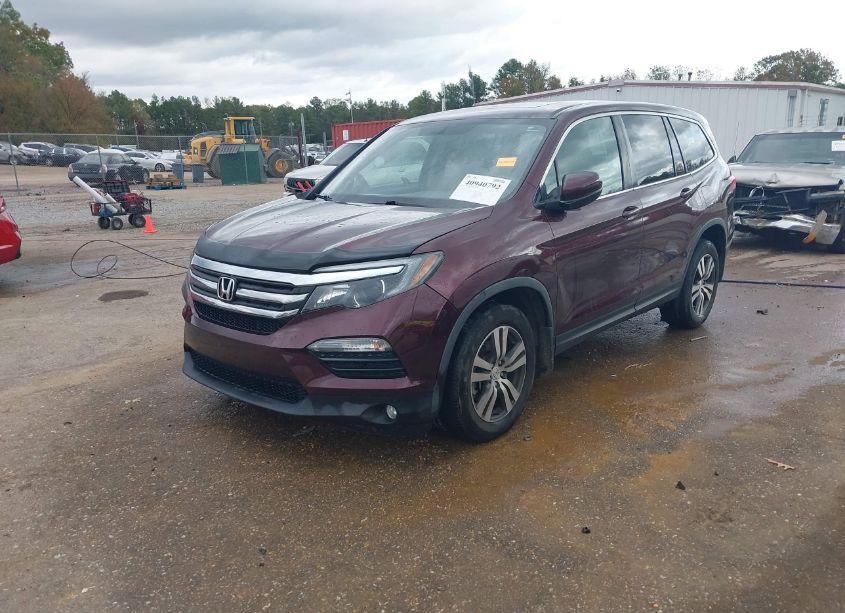 Photo 2 of 2017 Honda Pilot EX-L (VIN 5FNYF5H59HB008562)