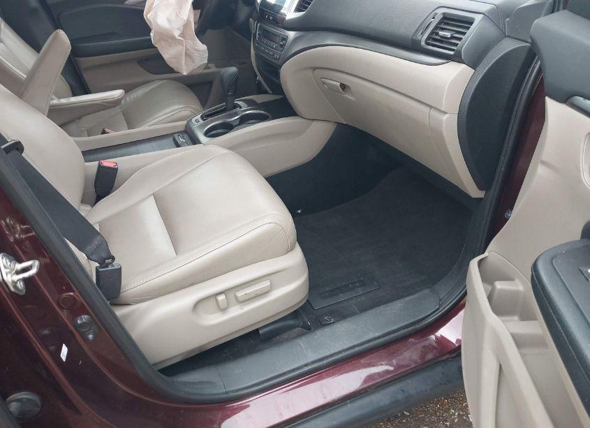 Photo 5 of 2017 Honda Pilot EX-L (VIN 5FNYF5H59HB008562)