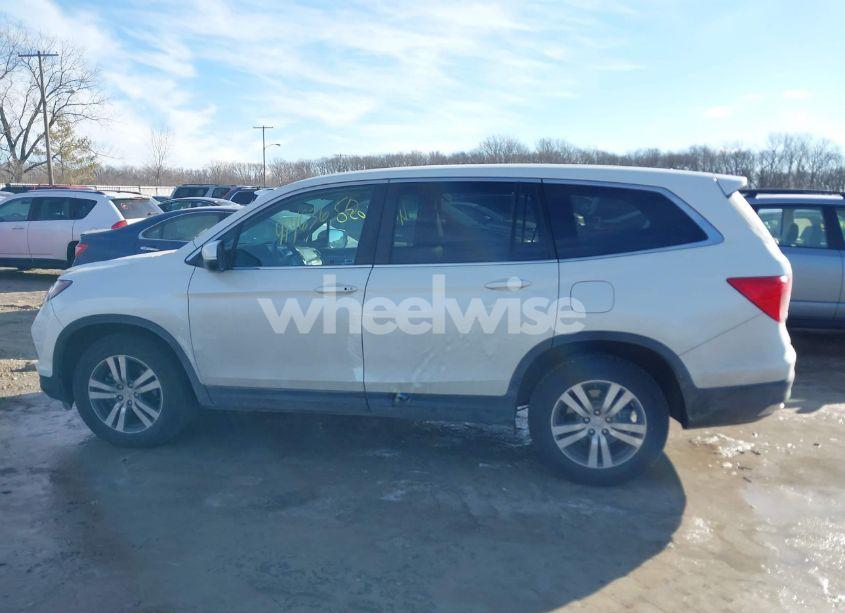 Photo 13 of 2017 Honda Pilot EX-L (VIN 5FNYF5H59HB027726)