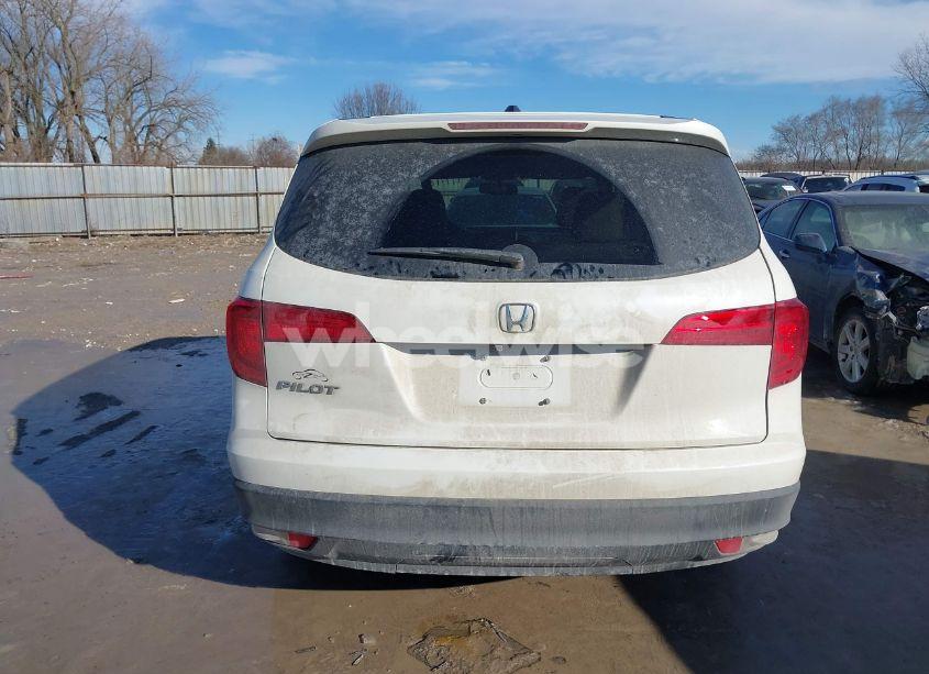 Photo 15 of 2017 Honda Pilot EX-L (VIN 5FNYF5H59HB027726)