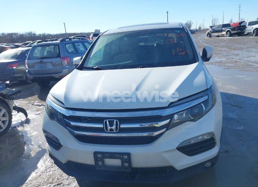 Photo 6 of 2017 Honda Pilot EX-L (VIN 5FNYF5H59HB027726)