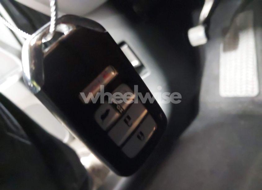 Photo 11 of 2017 Honda Pilot EX-L (VIN 5FNYF5H59HB036619)