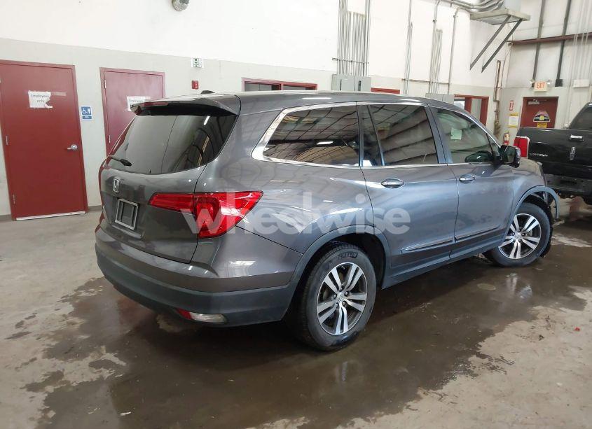 Photo 4 of 2017 Honda Pilot EX-L (VIN 5FNYF5H59HB036619)