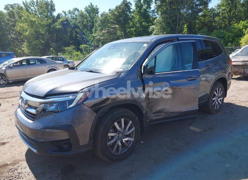 Photo 2 of 2019 Honda Pilot EX-L (VIN 5FNYF5H59KB036434)
