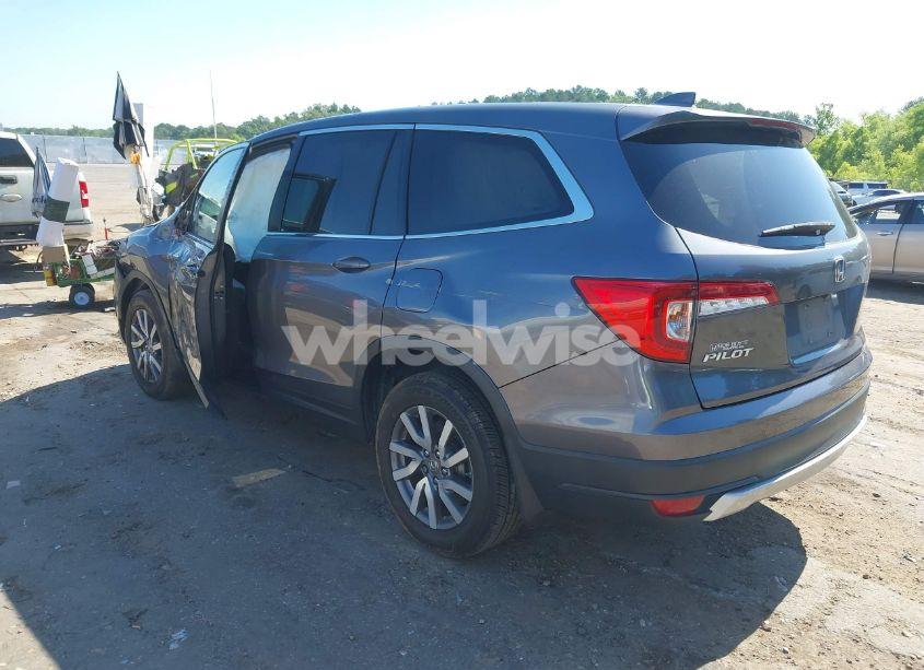 Photo 3 of 2019 Honda Pilot EX-L (VIN 5FNYF5H59KB036434)