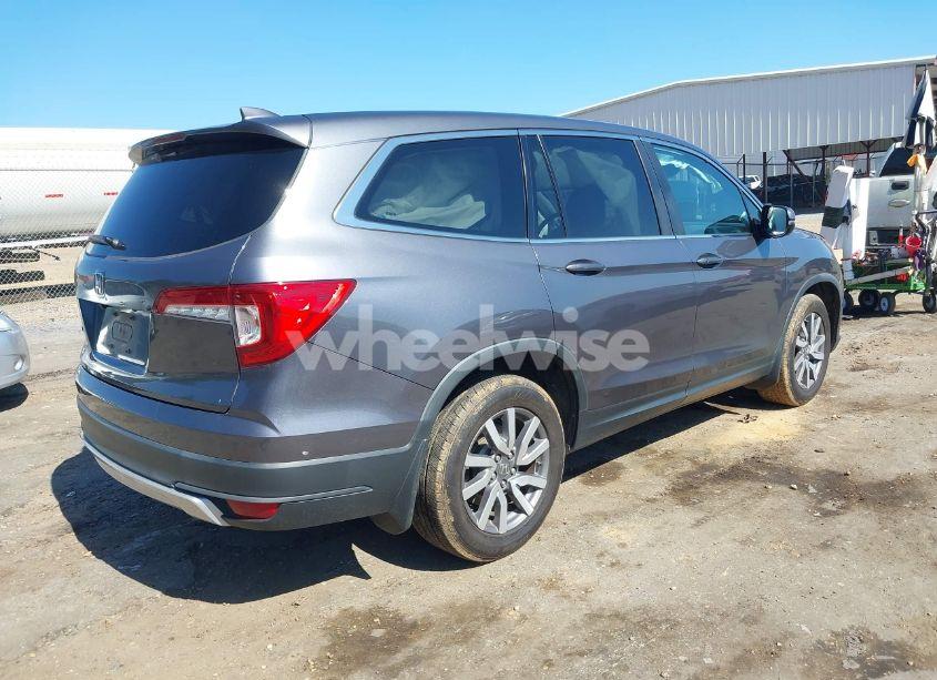 Photo 4 of 2019 Honda Pilot EX-L (VIN 5FNYF5H59KB036434)