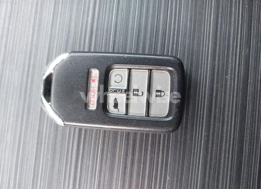 Photo 11 of 2021 Honda Pilot 2WD EX-L (VIN 5FNYF5H59MB025937)