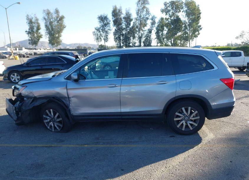 Photo 14 of 2022 Honda Pilot EXL (VIN 5FNYF5H59NB037734)
