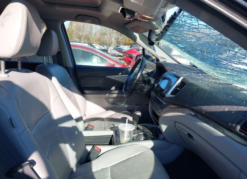 Photo 5 of 2016 Honda Pilot EX-L (VIN 5FNYF5H5XGB005605)