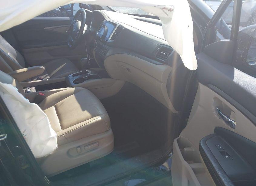 Photo 5 of 2016 Honda Pilot EX-L (VIN 5FNYF5H5XGB008634)