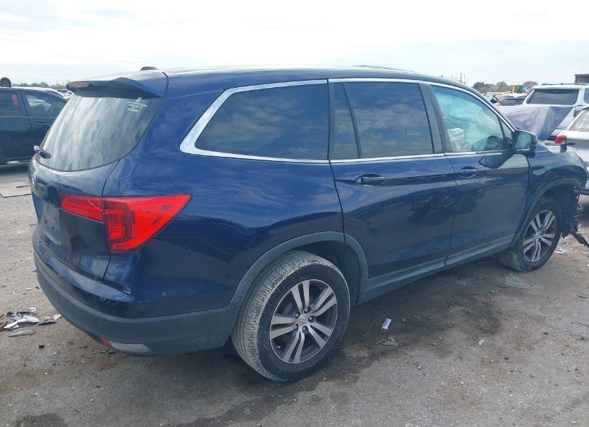 Photo 4 of 2017 Honda Pilot EX-L (VIN 5FNYF5H5XHB010157)