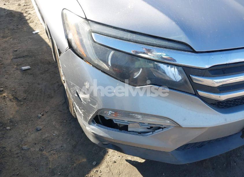 Photo 6 of 2017 Honda Pilot EX-L (VIN 5FNYF5H5XHB019800)