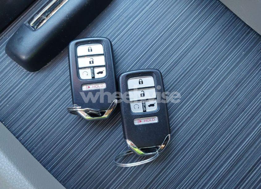 Photo 11 of 2017 Honda Pilot EX-L (VIN 5FNYF5H5XHB024656)