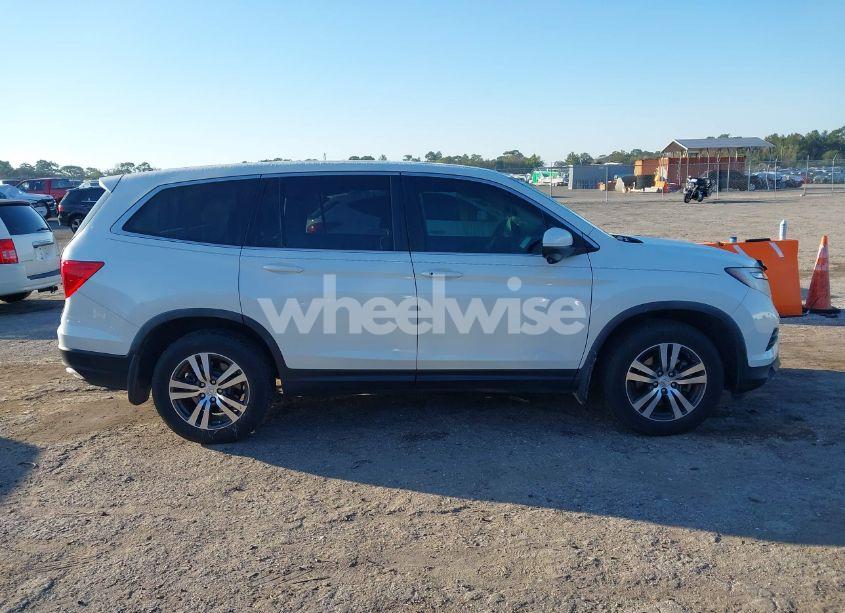 Photo 13 of 2017 Honda Pilot EX-L (VIN 5FNYF5H5XHB024656)