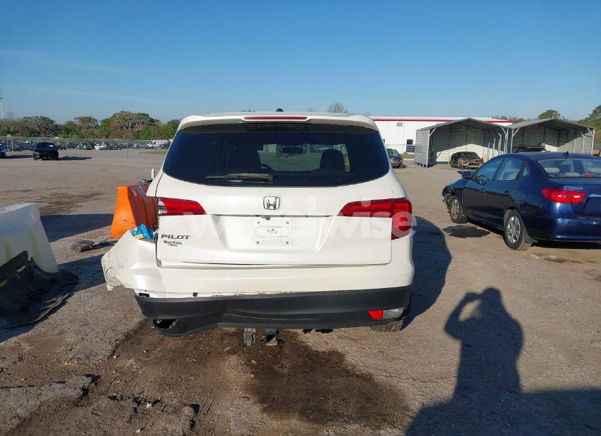 Photo 16 of 2017 Honda Pilot EX-L (VIN 5FNYF5H5XHB024656)