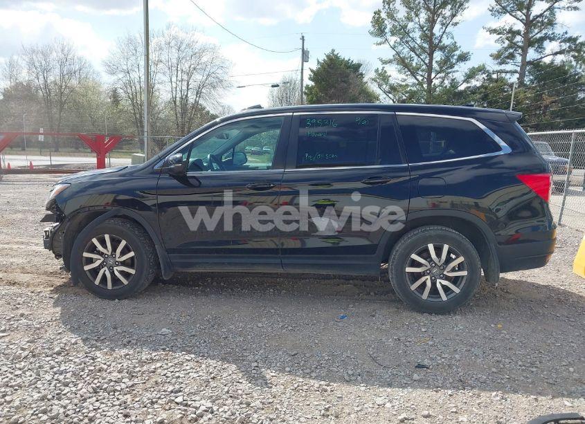 Photo 15 of 2019 Honda Pilot EX-L (VIN 5FNYF5H5XKB008027)